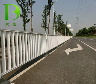 道路隔離柵