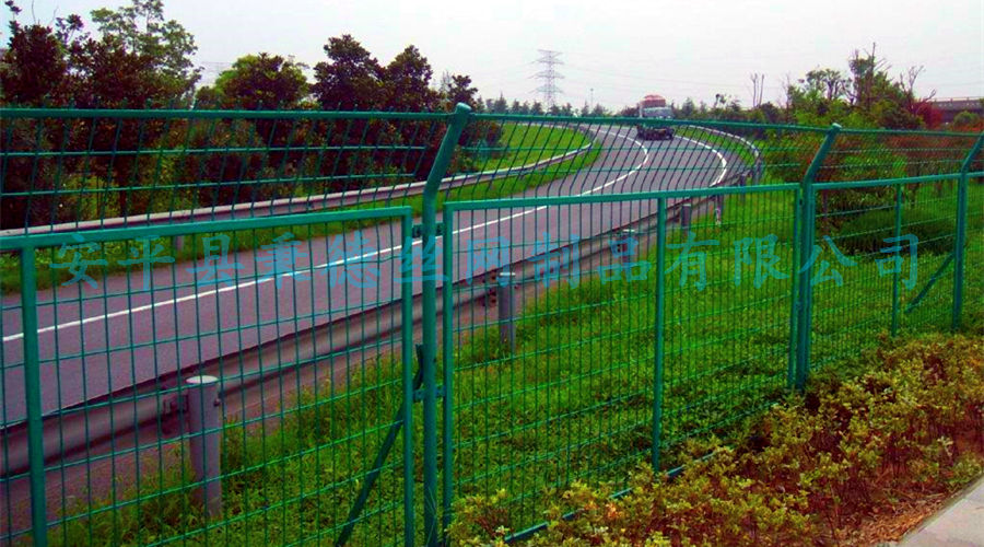 高速公路護欄網