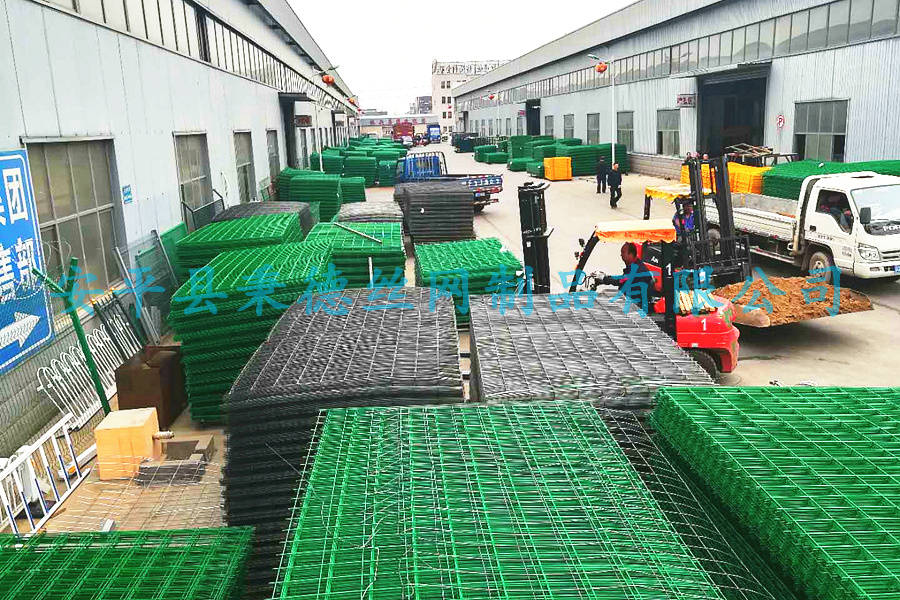 廣州高速公路護欄網項目